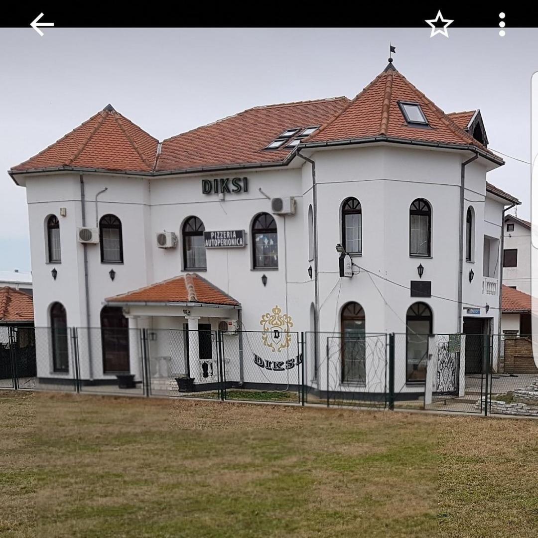 Apartmani Diksi Zrenjanin Exterior foto