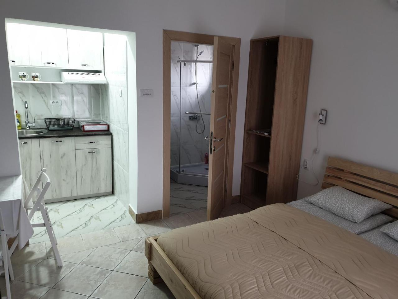 Apartmani Diksi Zrenjanin Exterior foto